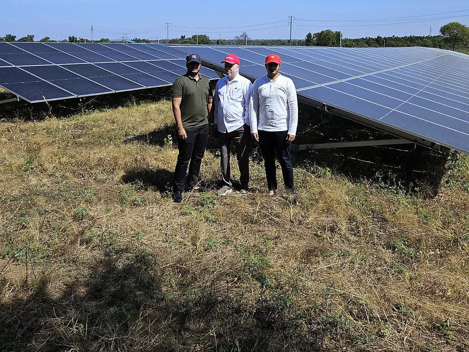 ANS Paper Mills team at the 4 MWp solar plant